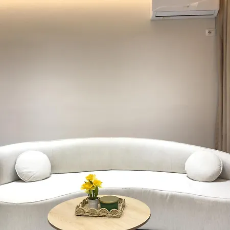 Pear By Tok Apartment