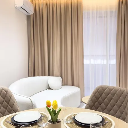 Apartment Pear By Tok