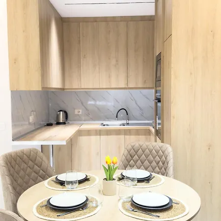 Pear By Tok Apartment